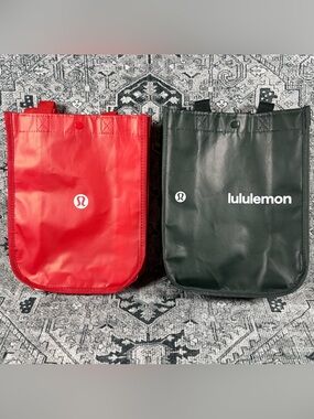 Lululemon Reusable Bags (Set of 2)